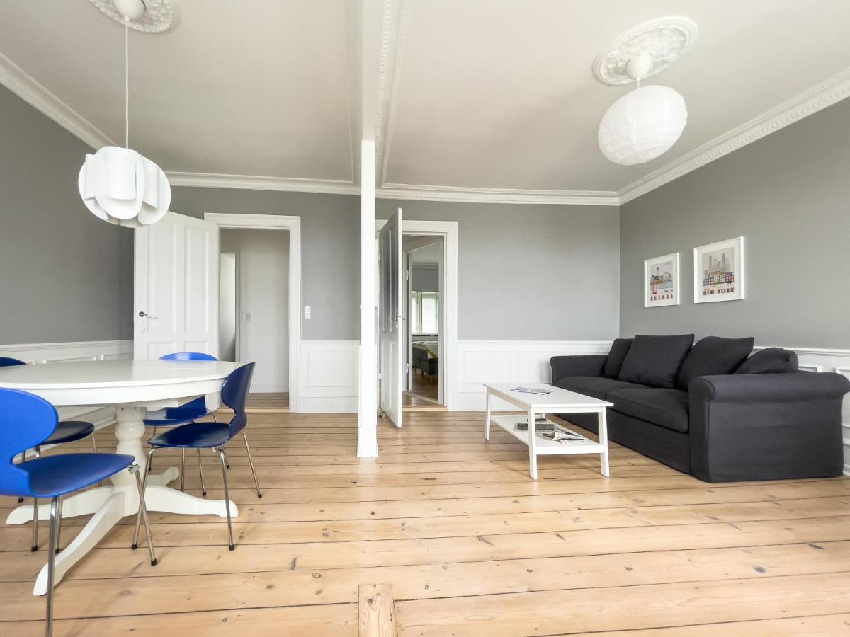 Stylish Classic Danish Design Apartment Copenhague Exterior foto